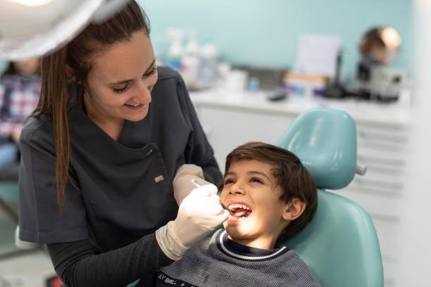 Best Emergency Dentist for Knocked-Out Tooth in Bloomgton, IN